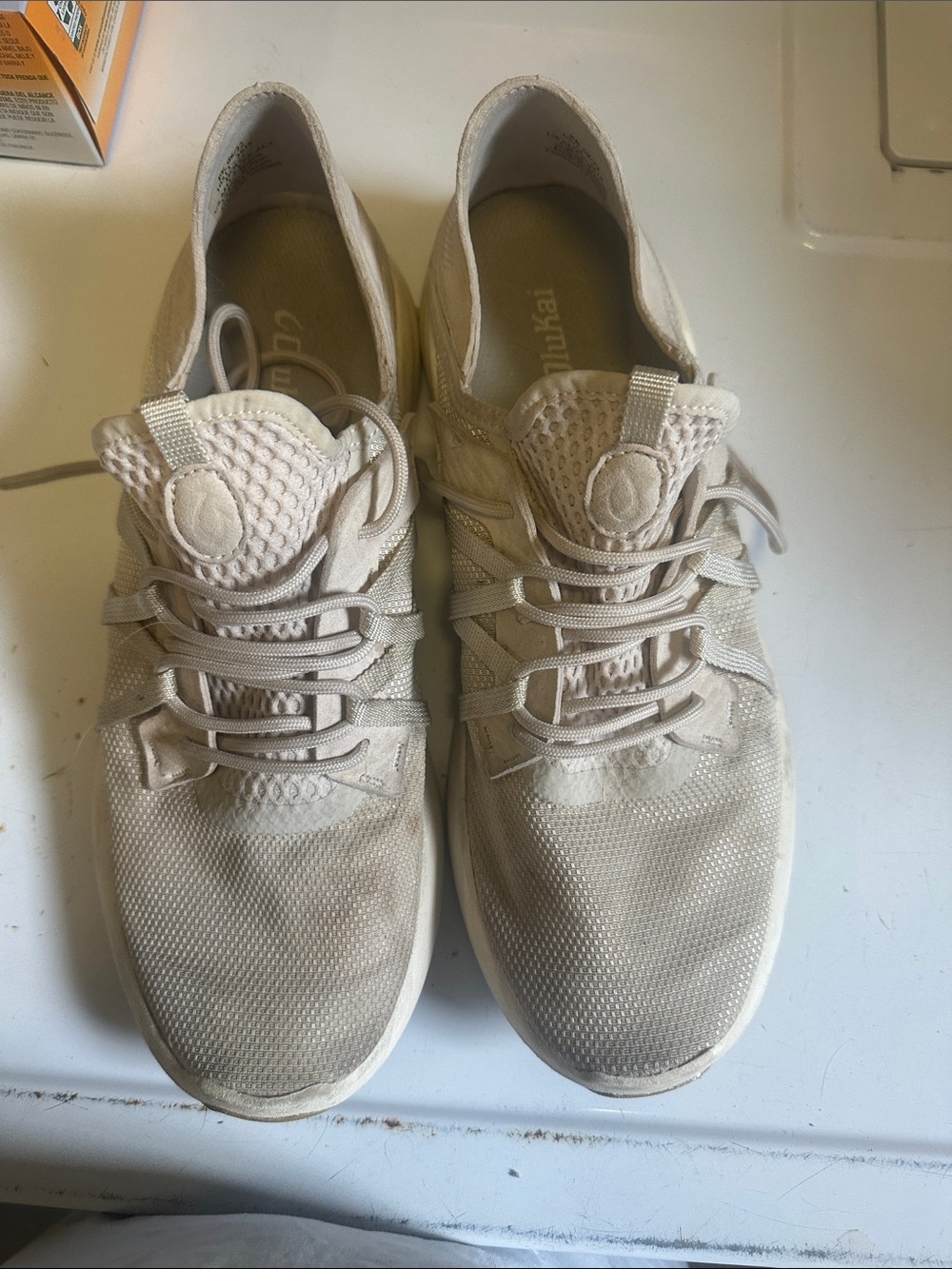 Men's OLIKAI HOLO Lightweight Sneakers in Beige